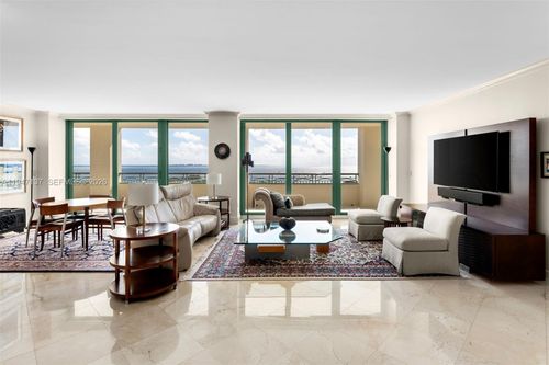 apt-1902-3400 Sw 27th Ave, Miami, FL, 33133-5320 | Card Image