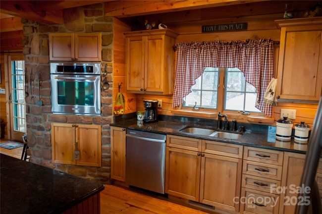 Kitchen | Image 21