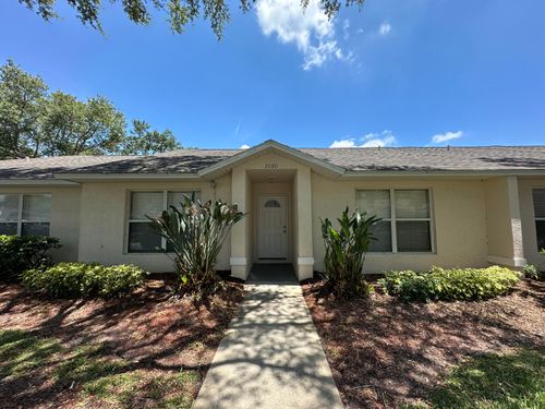 2090 Foxwood Dr, Melbourne, FL, 32935-4352 | Card Image