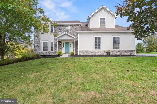 3925 Silver Brook Dr, MECHANICSBURG, PA, 17050-5008 | Card Image