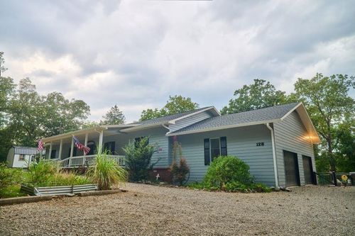 128 Powhatan Dr, Cherokee Village, AR, 72529-2136 | Card Image