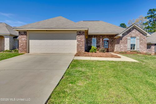 919 Filmore Dr, Brandon, MS, 39042-2375 | Card Image