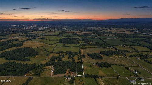326 County Road, Sweetwater, TN, 37874 | Card Image