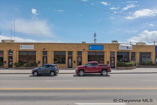 1013 E Lincolnway, Cheyenne, WY, 82001-4843 | Card Image