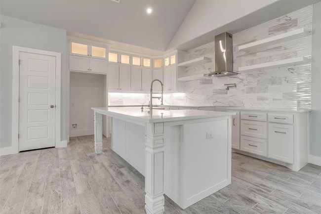 580 Highview Ct, House other with 4 bedrooms, 3 bathrooms and null parking in Godley TX | Image 10