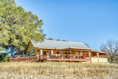 255 N Thunder Creek Rd, Utopia, TX, 78884 | Card Image
