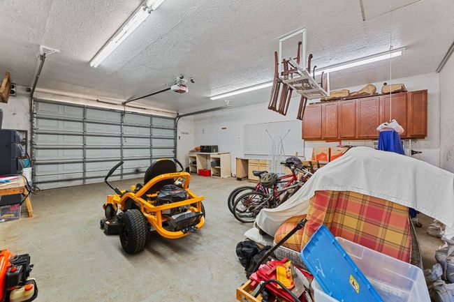 Additional parking/storage | Image 30