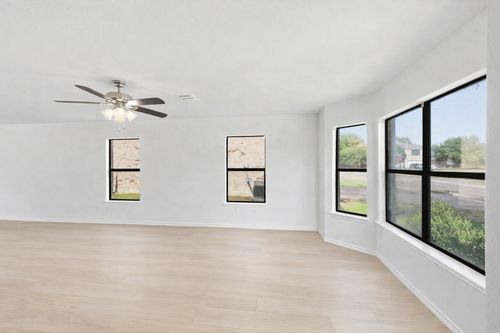 7604 Amsterdam Ln, Arlington, TX, 76002-4145 | Card Image