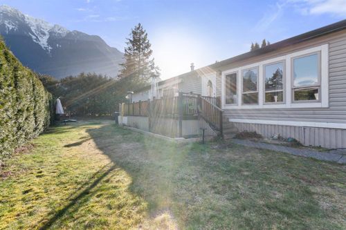 111-65367 Kawkawa Lake Rd, Hope, BC, V0X1L1 | Card Image