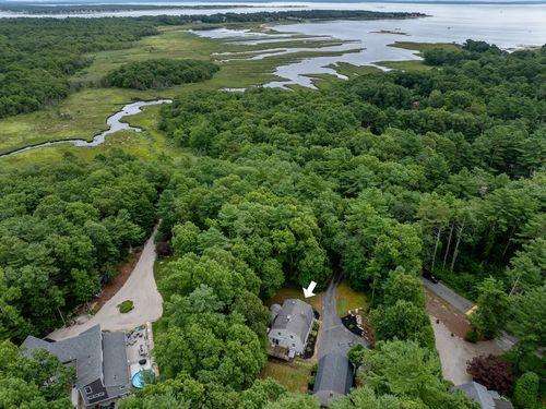 7 Holly Pond Rd, Marion, MA, 02738-2111 | Card Image