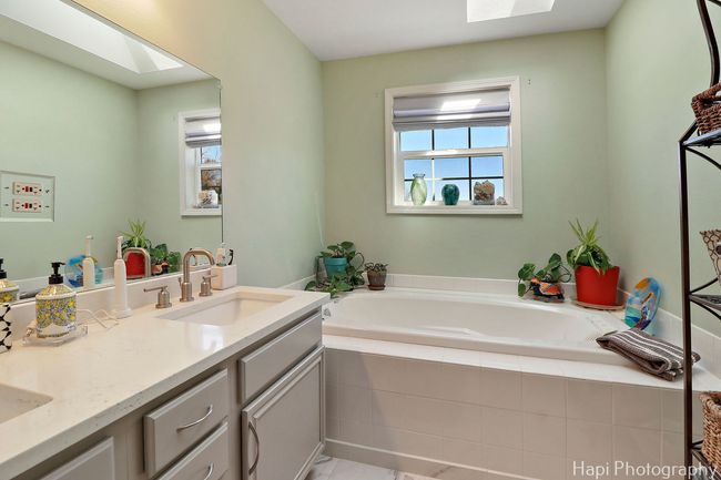 8232 - 8232 Goldenrod Ct, Condo with 2 bedrooms, 4 bathrooms and 2 parking in Fox Lake IL | Image 18