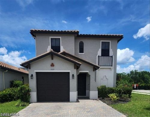 9015 Madrid Cir, NAPLES, FL, 34104-6228 | Card Image
