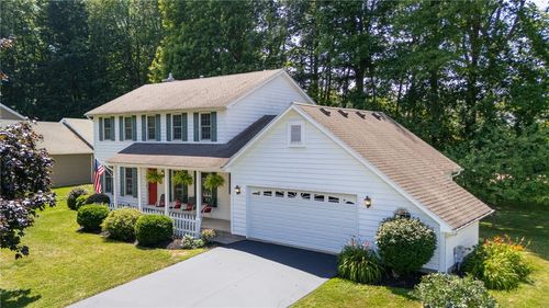 33 Talamora Trl, Brockport, NY, 14420-3032 | Card Image