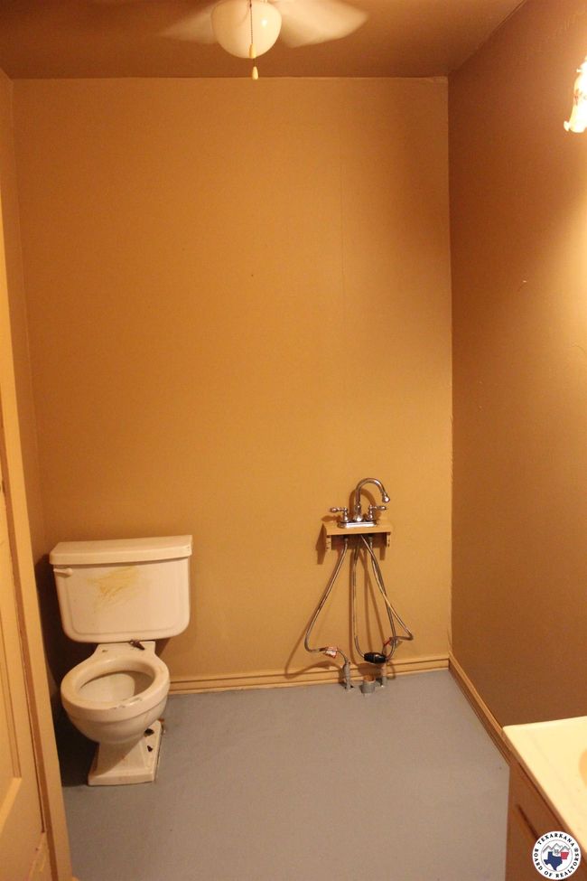 403 N Foster N Foster St, House other with 3 bedrooms, 2 bathrooms and null parking in Linden TX | Image 11