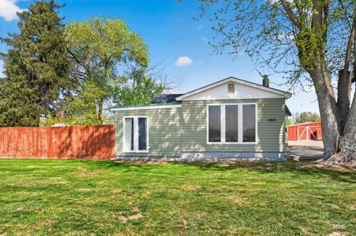 4910 Howard Ln, Nampa, ID, 83687-8659 | Card Image