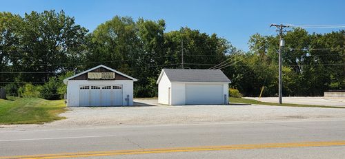 368 N Harlem Ave, Peotone, IL, 60468 | Card Image