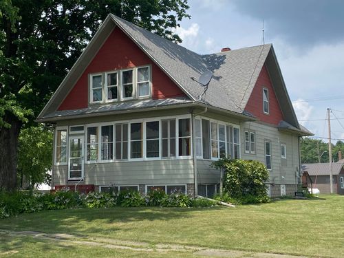 808 Franklin St, Elgin, IA, 52141-9321 | Card Image