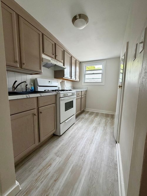 3-127 Brown Street, Fall River, MA, 02724 | Card Image