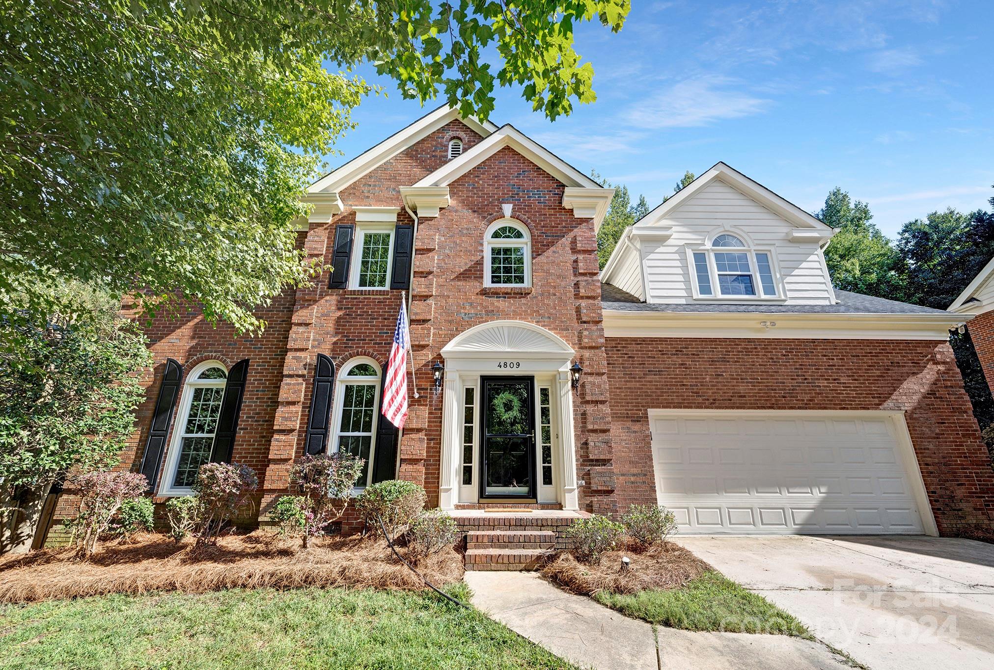Hickory Glen Dr, Matthews, NC 28105