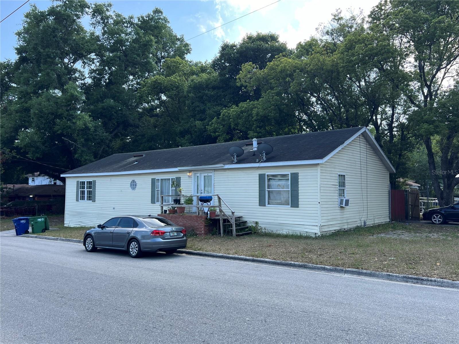 33rd Ave, Tampa, FL 33603