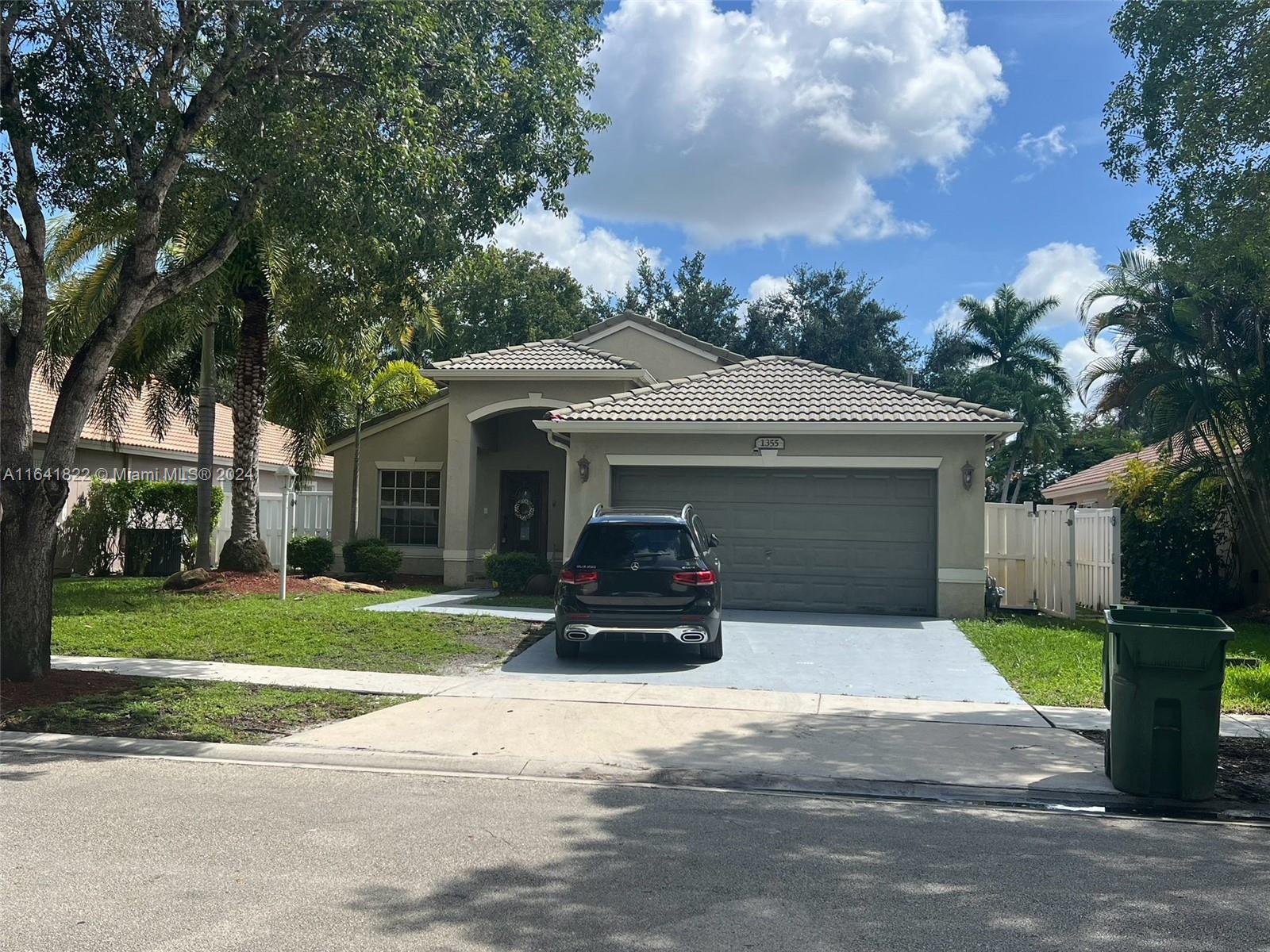 143rd Ave, Pembroke Pines, FL 33028