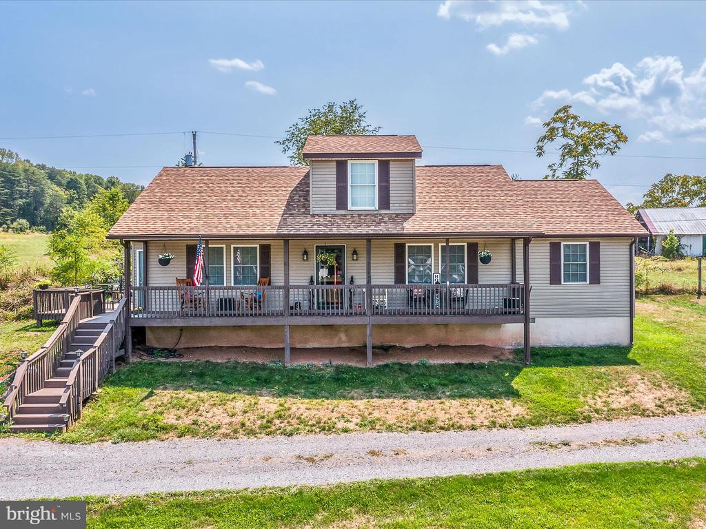 Duckwall Rd, Berkeley Springs, WV 25411