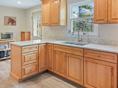 70 Otis St, Mansfield, MA, 02048-2022 | Card Image