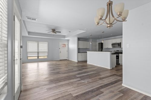 8414 11th St, Lubbock, TX, 79416-1944 | Card Image