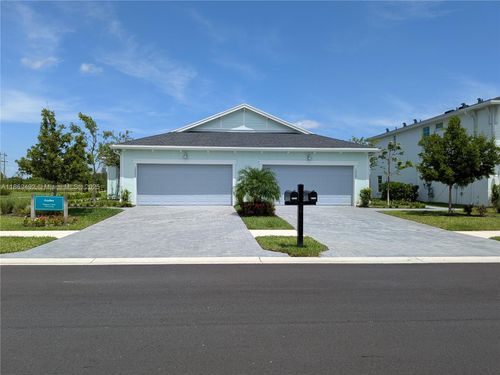 19697-19697 Whispering Creek Rd, Loxahatchee, FL, 33470 | Card Image