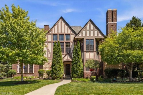 39487 Tudor Dr, Willoughby, OH, 44094-9290 | Card Image
