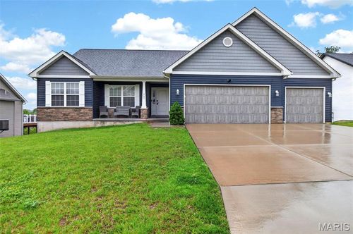 245 Auburn Ridge Dr, Troy, MO, 63379-3564 | Card Image