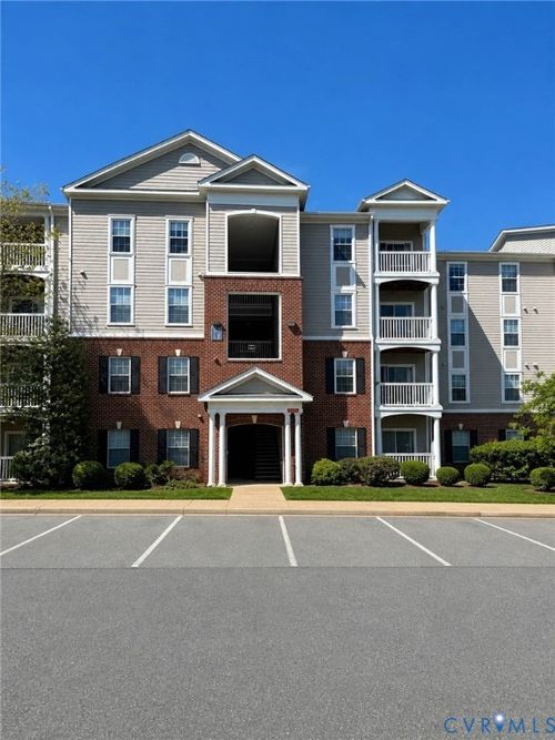 306-192 Yellowstone Dr, CHARLOTTESVILLE, VA, 22903-8120 | Card Image