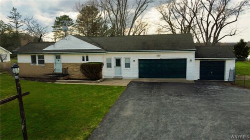 7288 Center Rd, West Falls, NY, 14170-9613 | Card Image