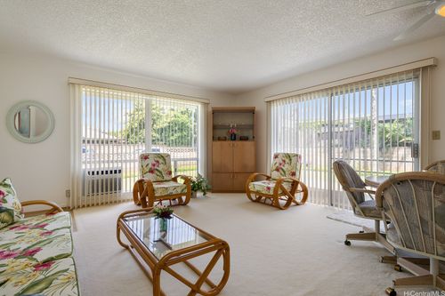 654 Kaniahe St, Wahiawa, HI, 96786-4823 | Card Image
