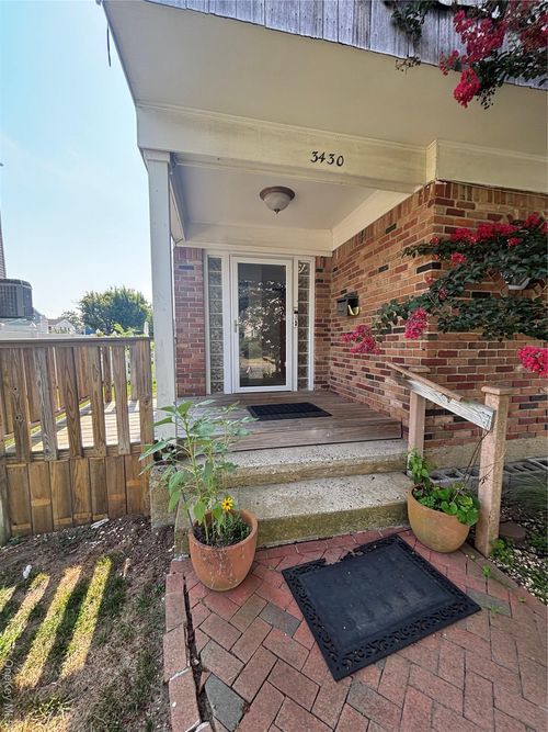 3430 Colony Dr, Baldwin, NY, 11510-5118 | Card Image