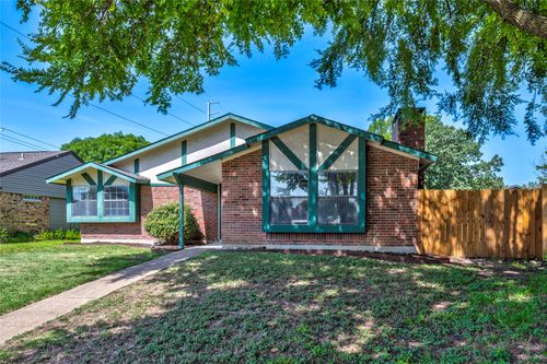 4105 Blacksmith Dr, Garland, TX, 75044-5931 | Card Image