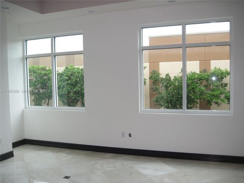 b-8501 Sw 124th Ave, Miami, FL, 33183-4627 | Card Image