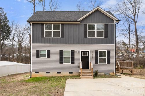 13805 Circle Dr, Charlotte, NC, 28262-2728 | Card Image