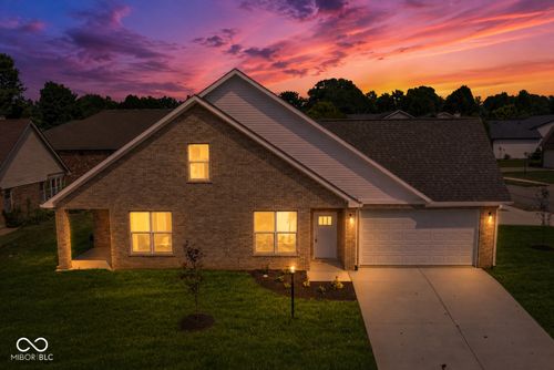 7749 Silver Fox Dr, Indianapolis, IN, 46217-2919 | Card Image