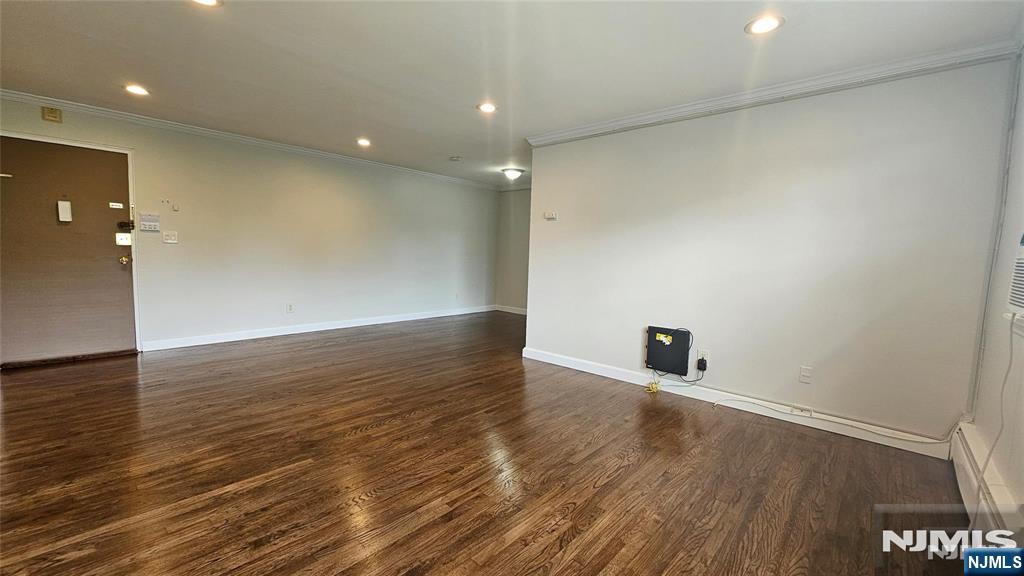 Residential Lease in Fort Lee 4