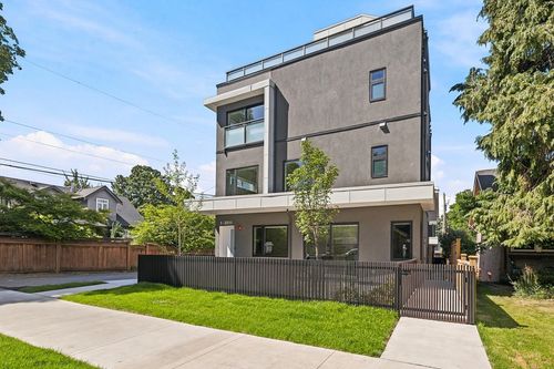 1-2511 Kitchener St, Vancouver, BC, V5K3C7 | Card Image
