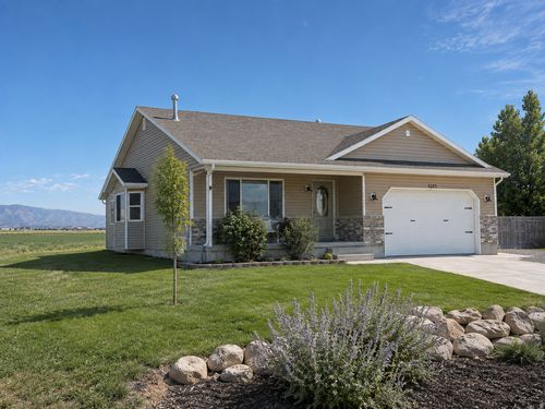 1223 S 400 E, Garland, UT, 84312-9421 | Card Image