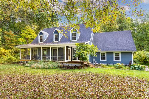 17535 Bowdish Rd, Gregory, MI, 48137-9638 | Card Image