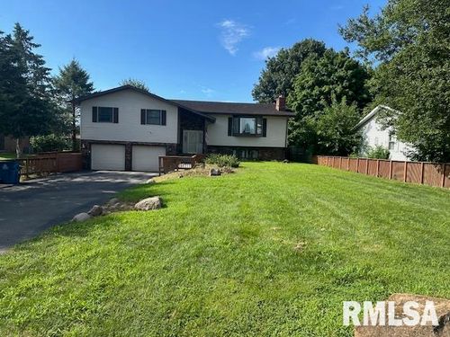 1000 E Washington St, Riverton, IL, 62561-9521 | Card Image