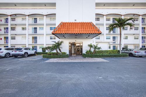 505-21 Yacht Club Dr, North Palm Beach, FL, 33408-3984 | Card Image