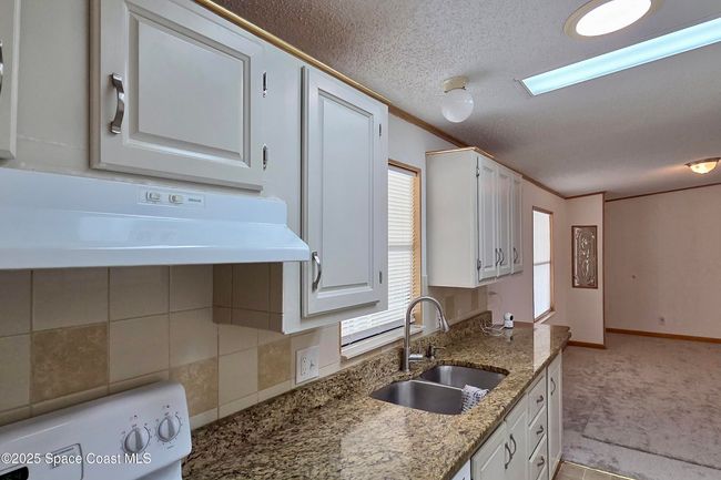 499 Marlin Cir, House other with 2 bedrooms, 2 bathrooms and null parking in Barefoot Bay FL | Image 8