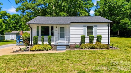 708 2nd St, Shelby, NC, 28150-6153 | Card Image