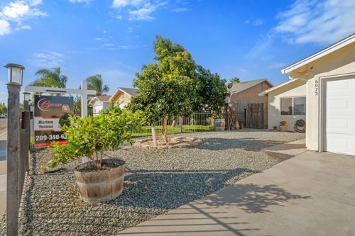 6073 Preakness Drive, Riverbank, CA, 95367 | Card Image