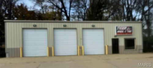 1002 Historic 66, Waynesville, MO, 65583-2125 | Card Image