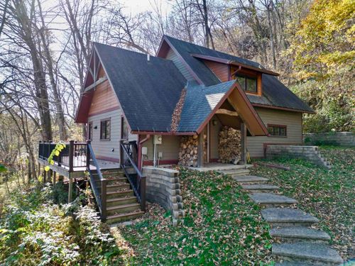 2006 S Shore Dr, Decorah, IA, 52101-8014 | Card Image